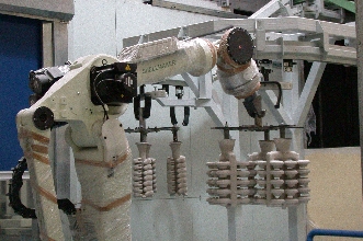 The coating a ceramic shell with the robot VA-Technology